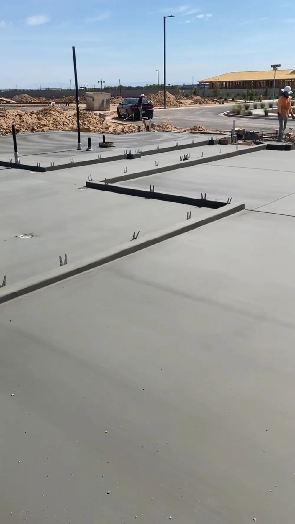 Large swirl-finish commercial concrete slab in Phoenix AZ